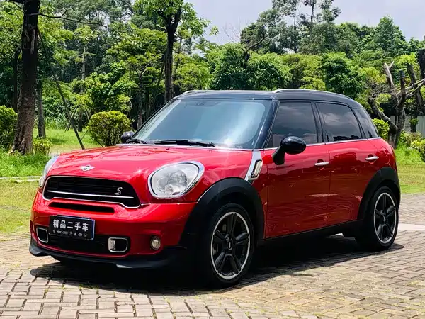 MINI Countryman 2016
