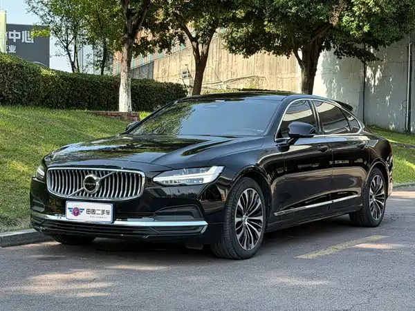 Volvo S90 2024