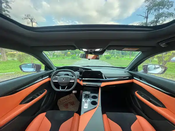 Changan UNI-V 2024