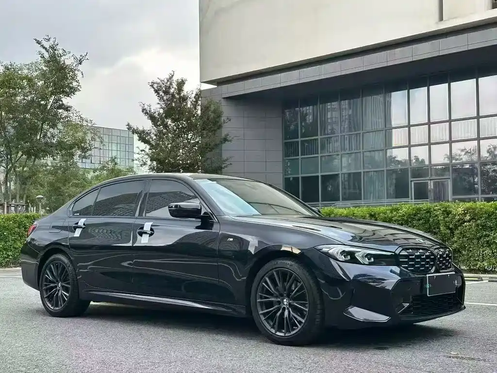 BMW 3 Series 2022
