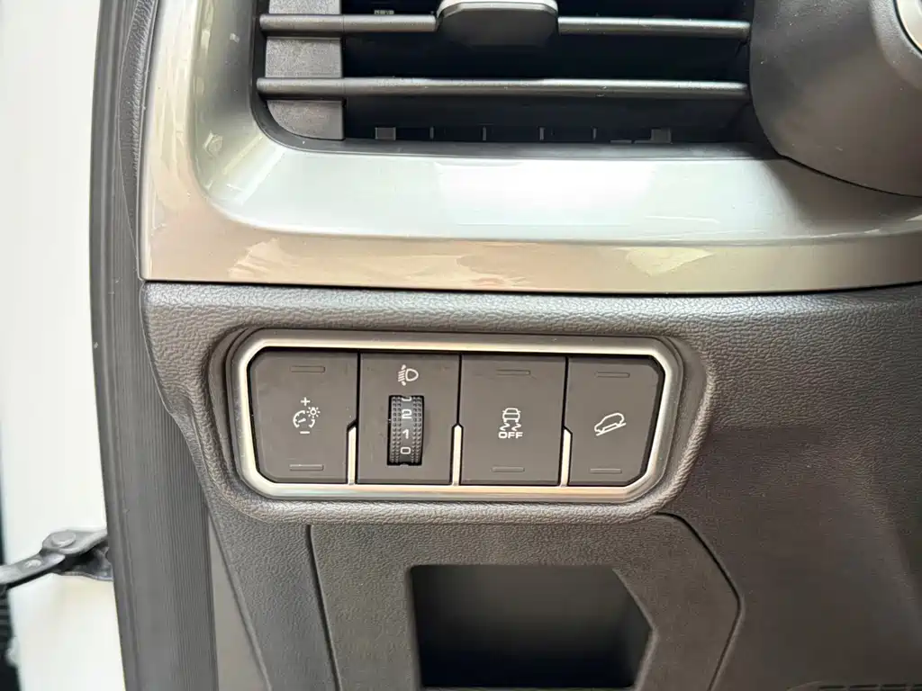 Haval H6 2023 — фото 18
