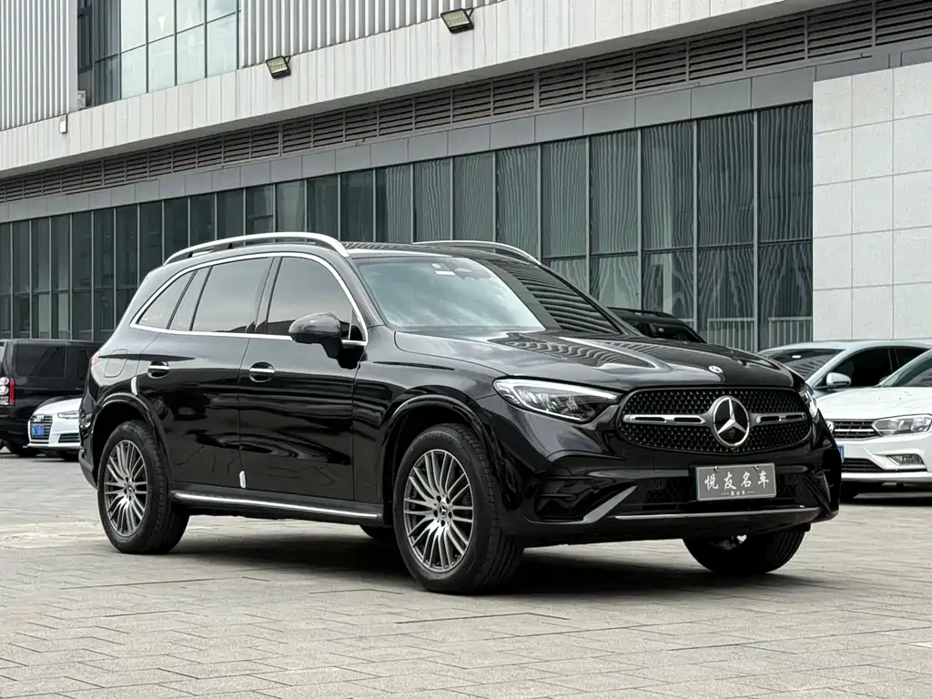 Mercedes-Benz GLC 2025