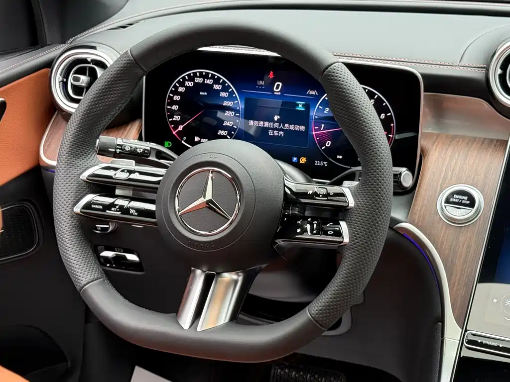 Mercedes-Benz GLC 2025 — фото 23