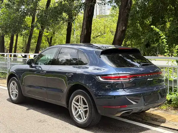 Porsche Macan 2020