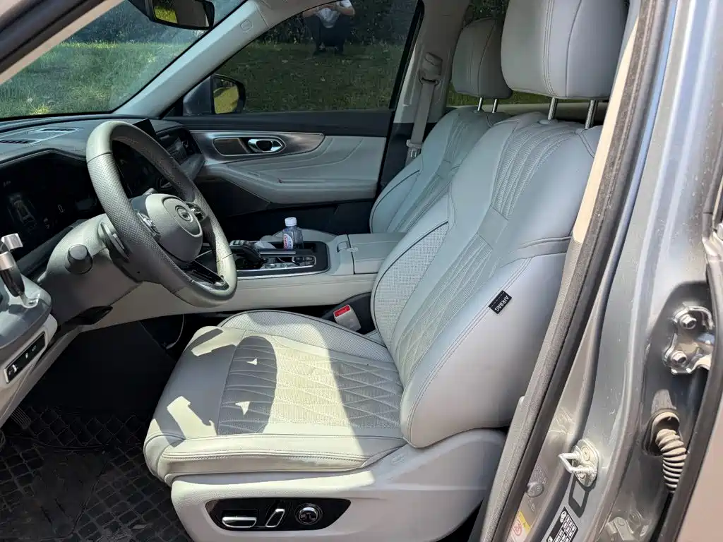 GAC Trumpchi GS8 2023 — фото 8
