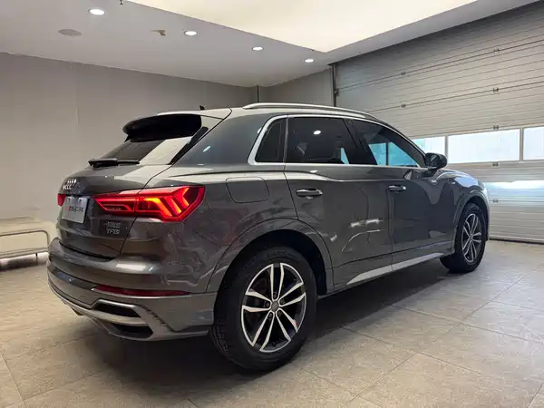 Audi Q3 2021