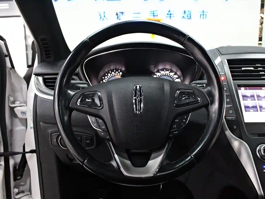 Lincoln MKC 2018 — фото 6