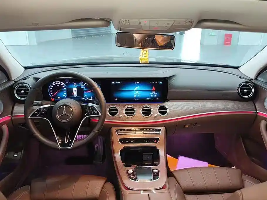 Mercedes-Benz E-Class 2023