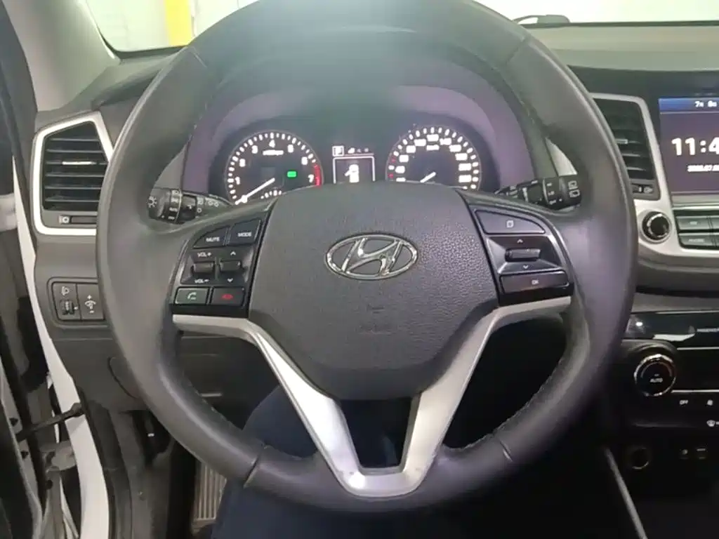 Hyundai Tucson 2016 — фото 11