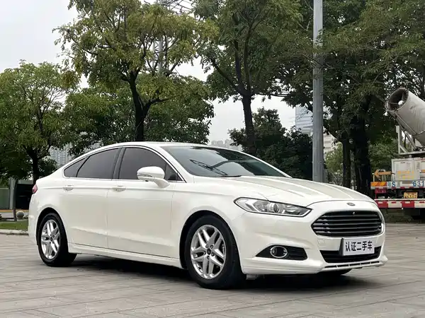 Ford Mondeo 2013