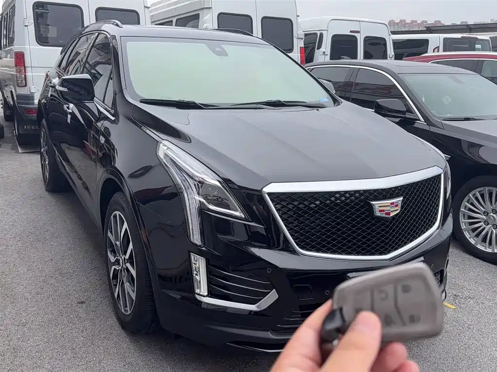 Cadillac XT5 2024 — фото 8