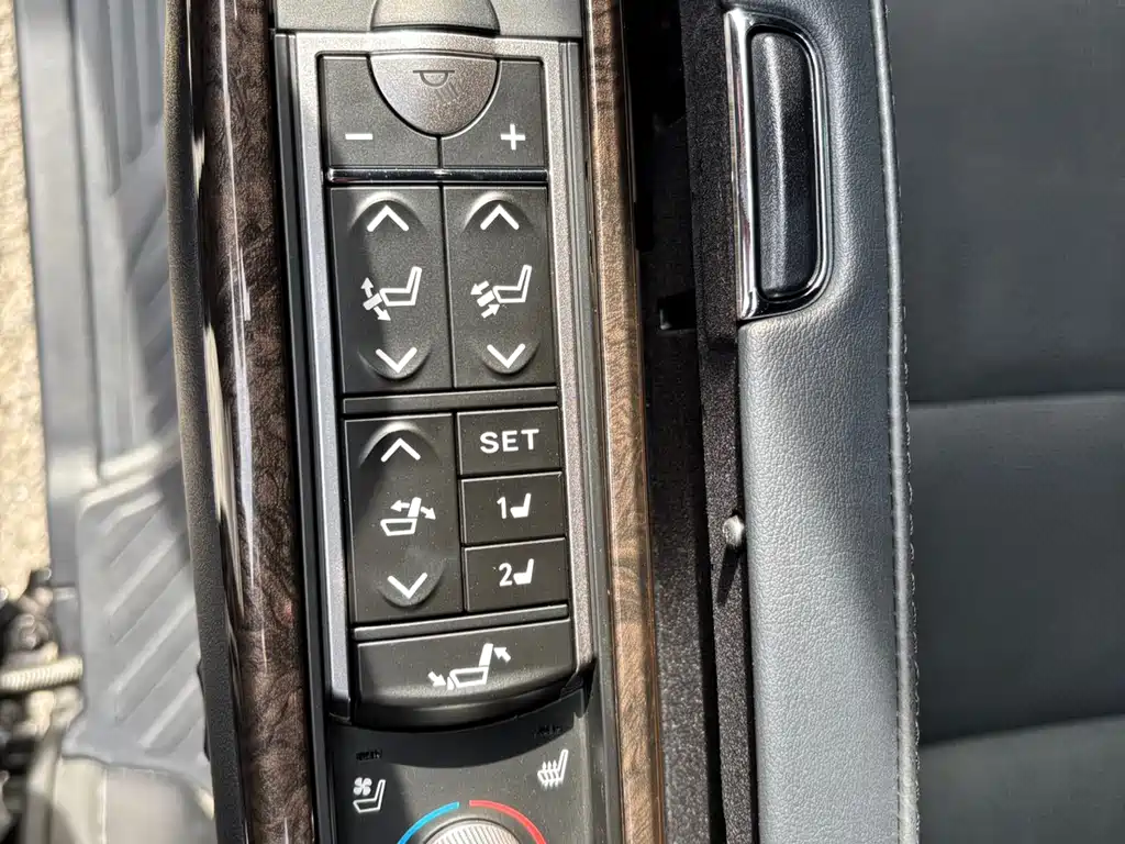 Toyota Vellfire 2019 — фото 19