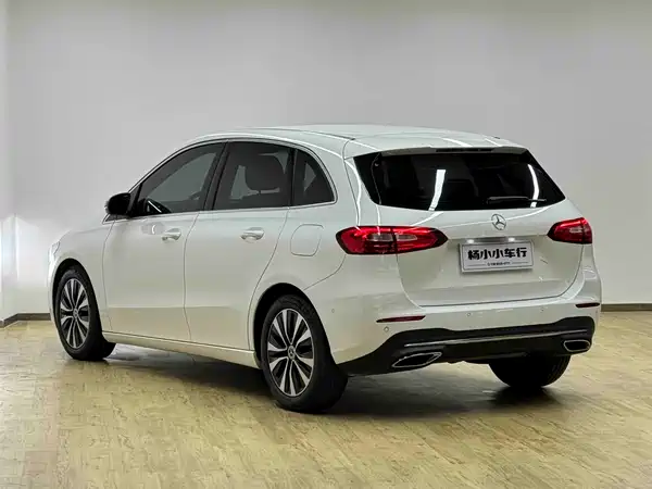 Mercedes-Benz B-Class 2022