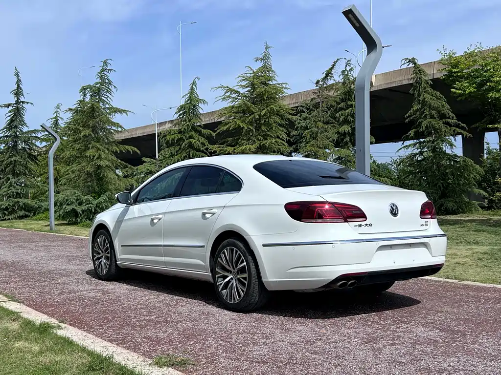 Volkswagen CC 2018 — фото 9