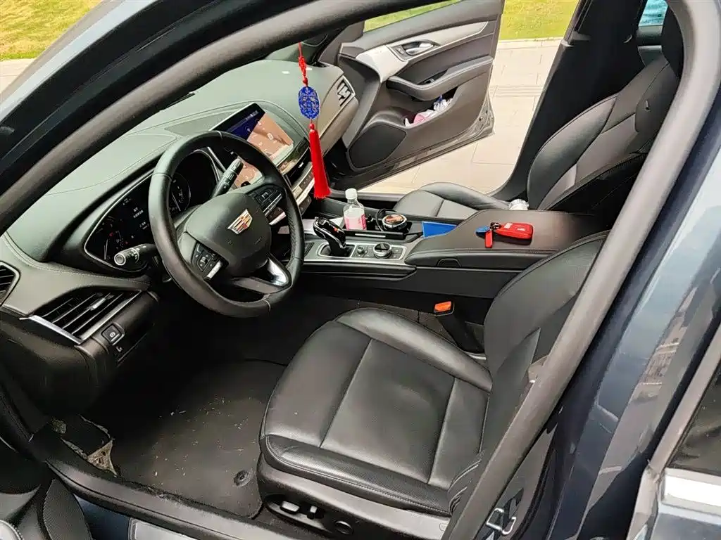 Cadillac CT5 2020 — фото 16