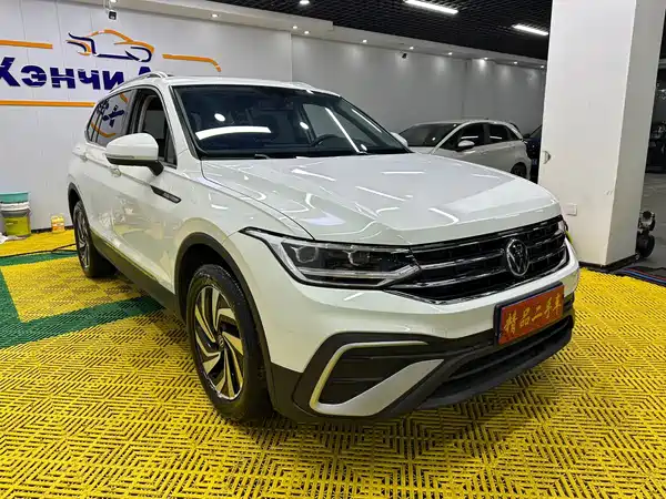 Volkswagen Tiguan L 2023