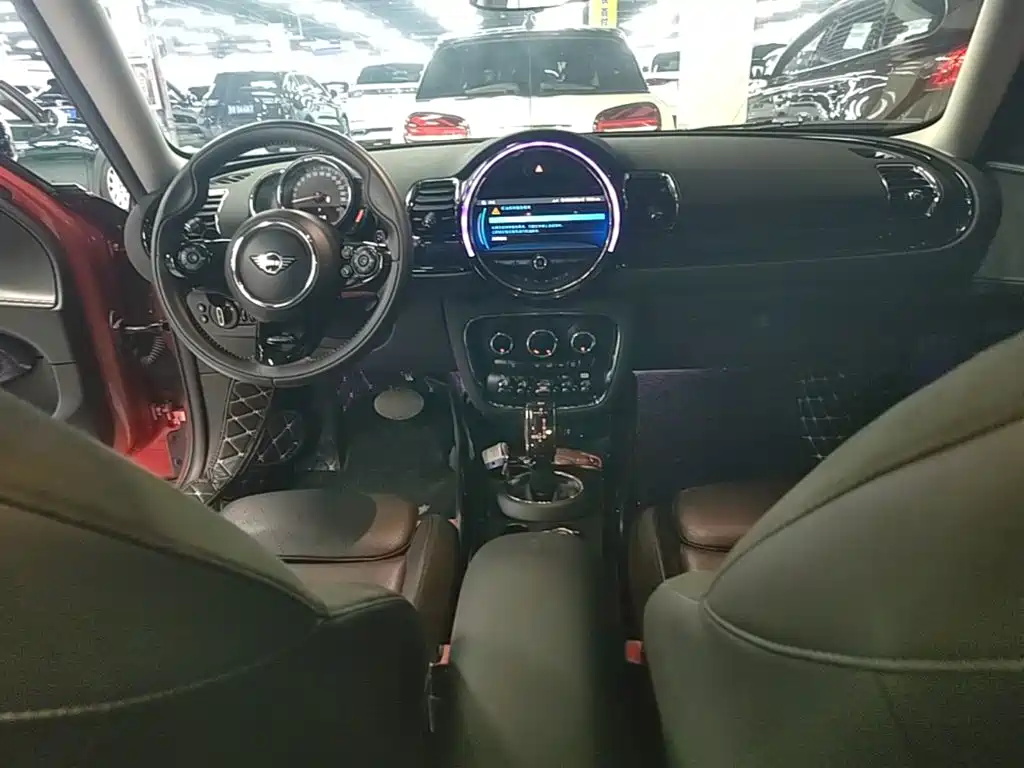 MINI Clubman 2020 — фото 10