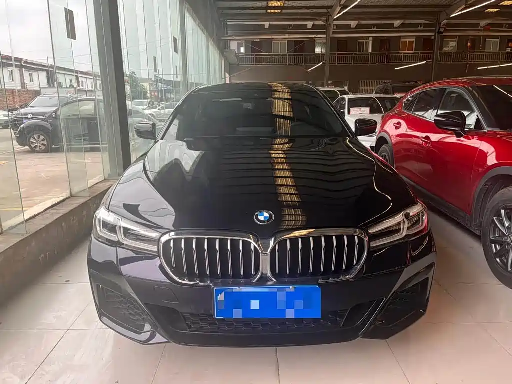 BMW 5 Series 2023