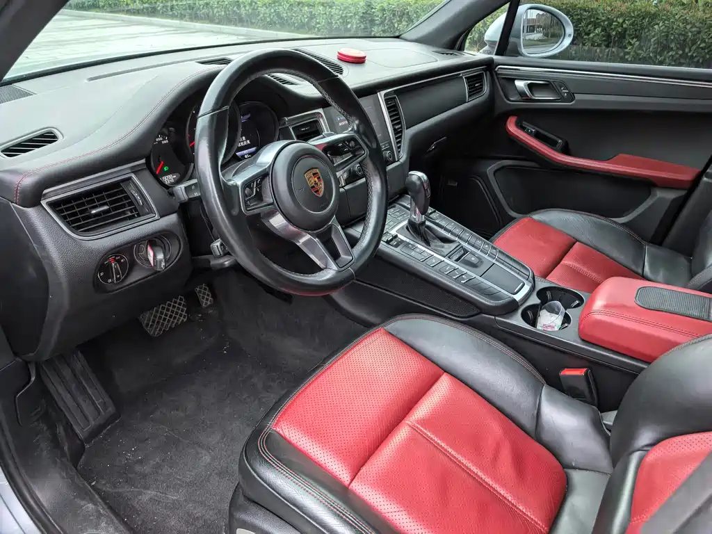 Porsche Macan 2017 — фото 9