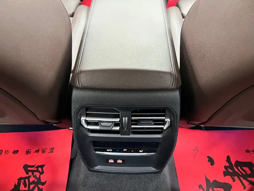 BMW i3 2022 — фото 18