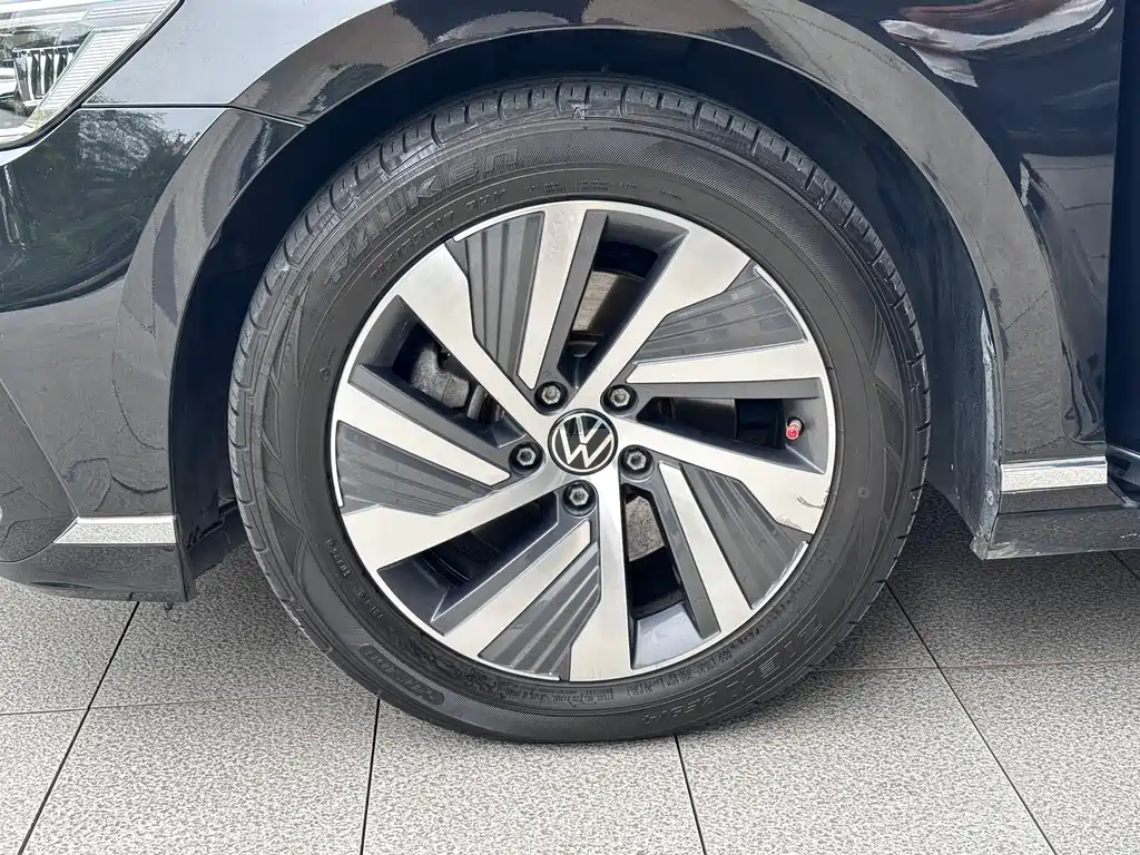 Volkswagen Magotan GTE PHEV 2021 — фото 4