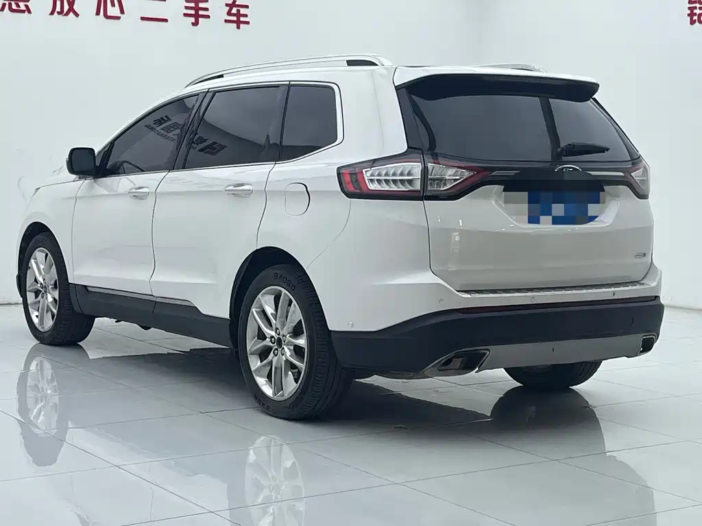 Ford Edge 2016 — фото 6