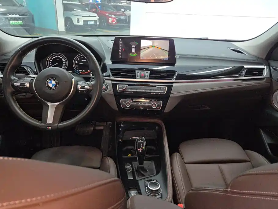 BMW X2 2023 — фото 12