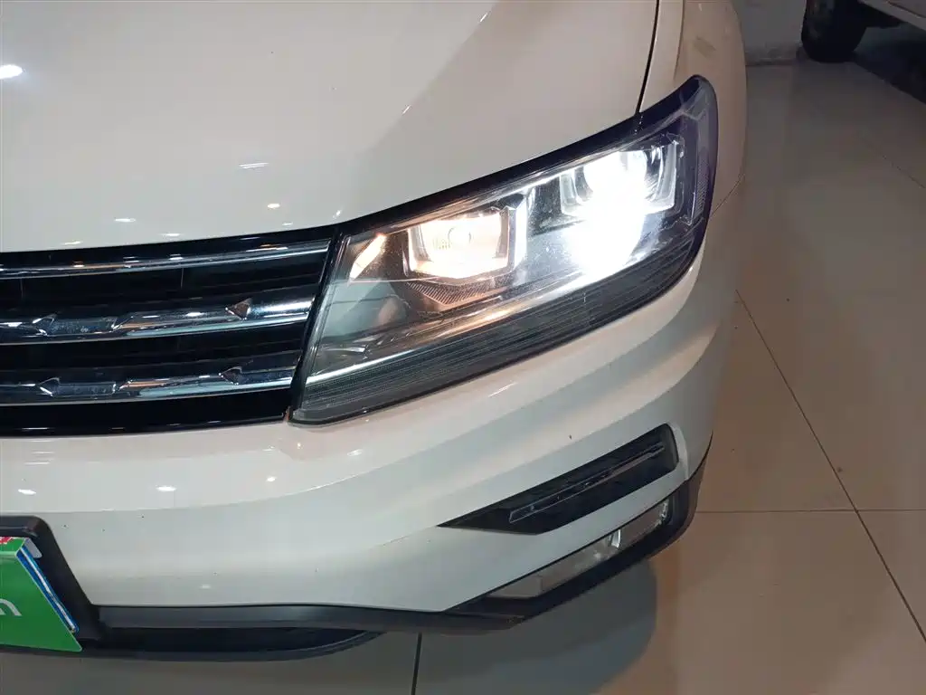 Volkswagen Tiguan L 2020 — фото 4