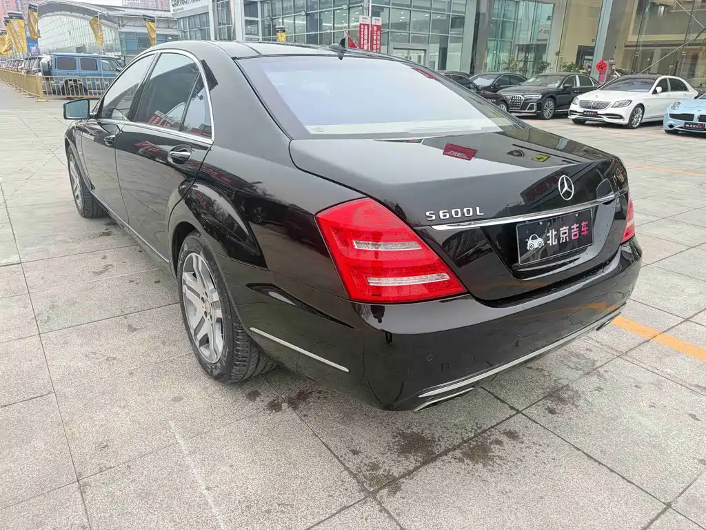 Mercedes-Benz S-Class 2012 — фото 10