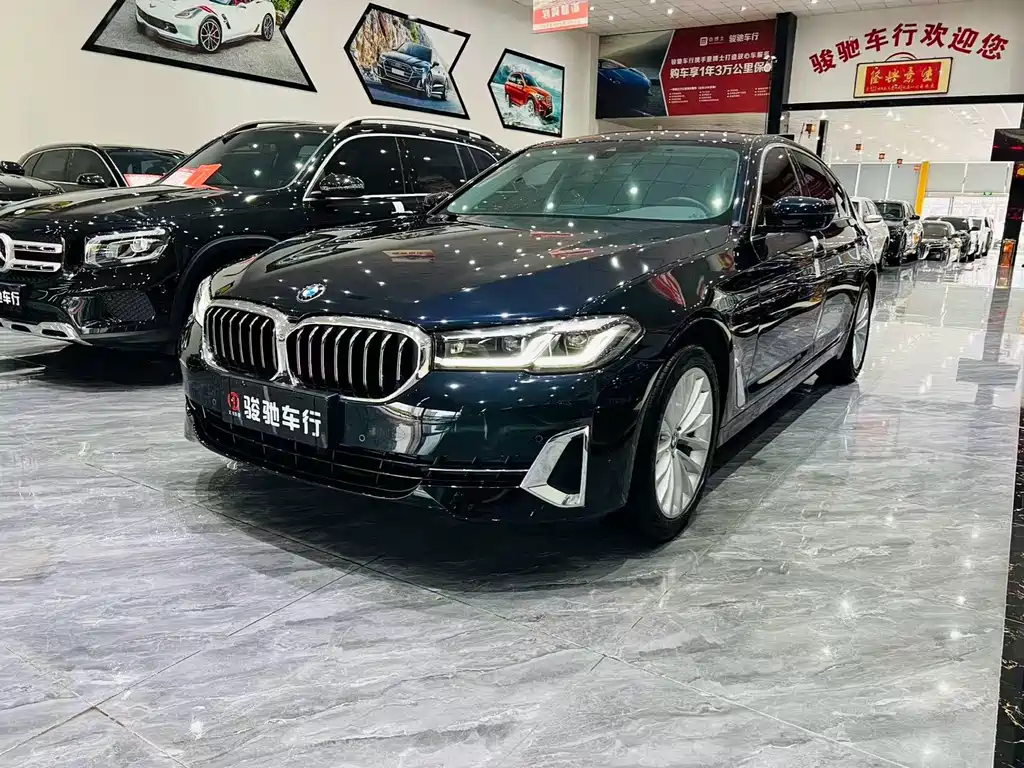 BMW 5 Series 2023 — фото 1
