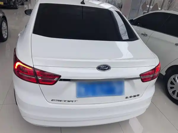 Ford Escort 2017