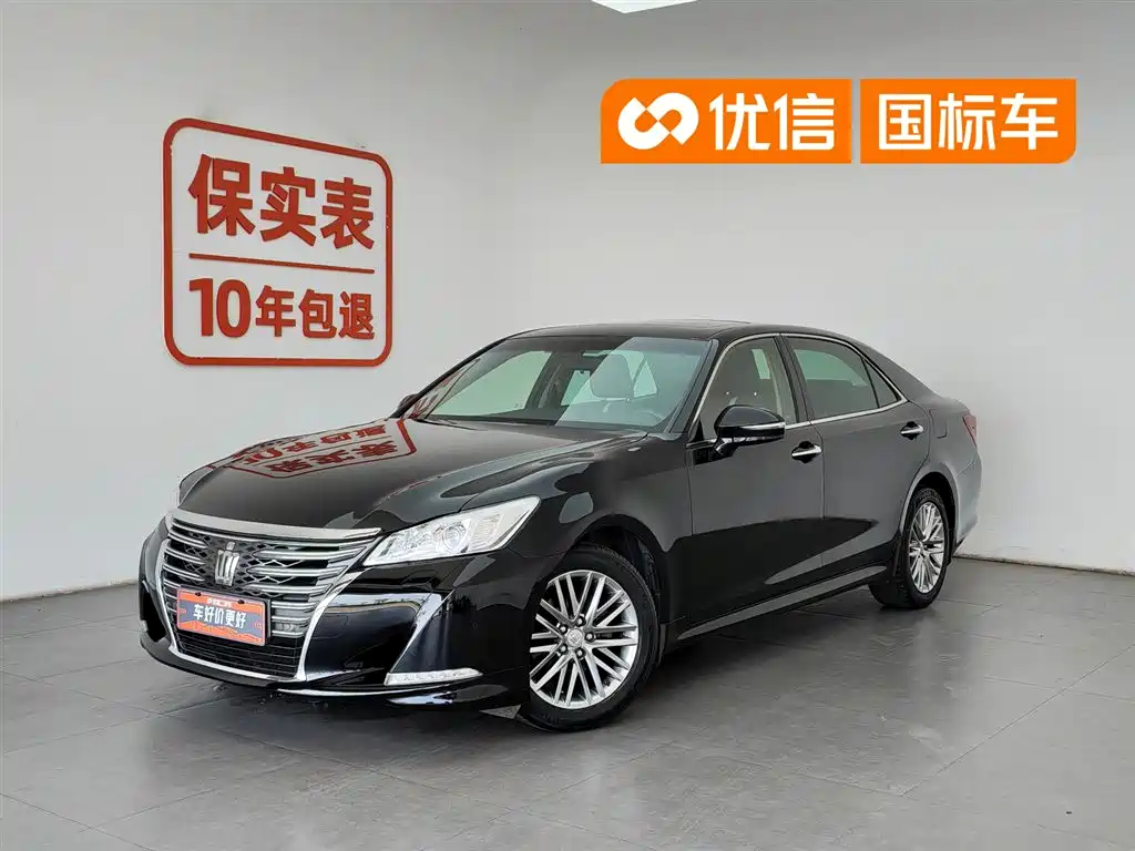 Toyota Crown 2017