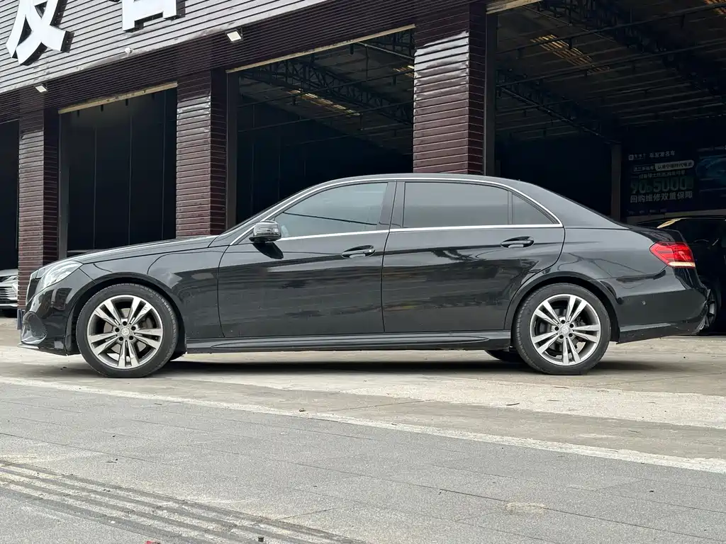Mercedes-Benz E-Class 2015 — фото 4