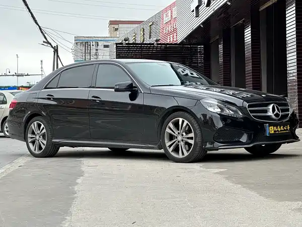 Mercedes-Benz E-Class 2015