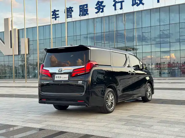 Toyota Alphard 2021