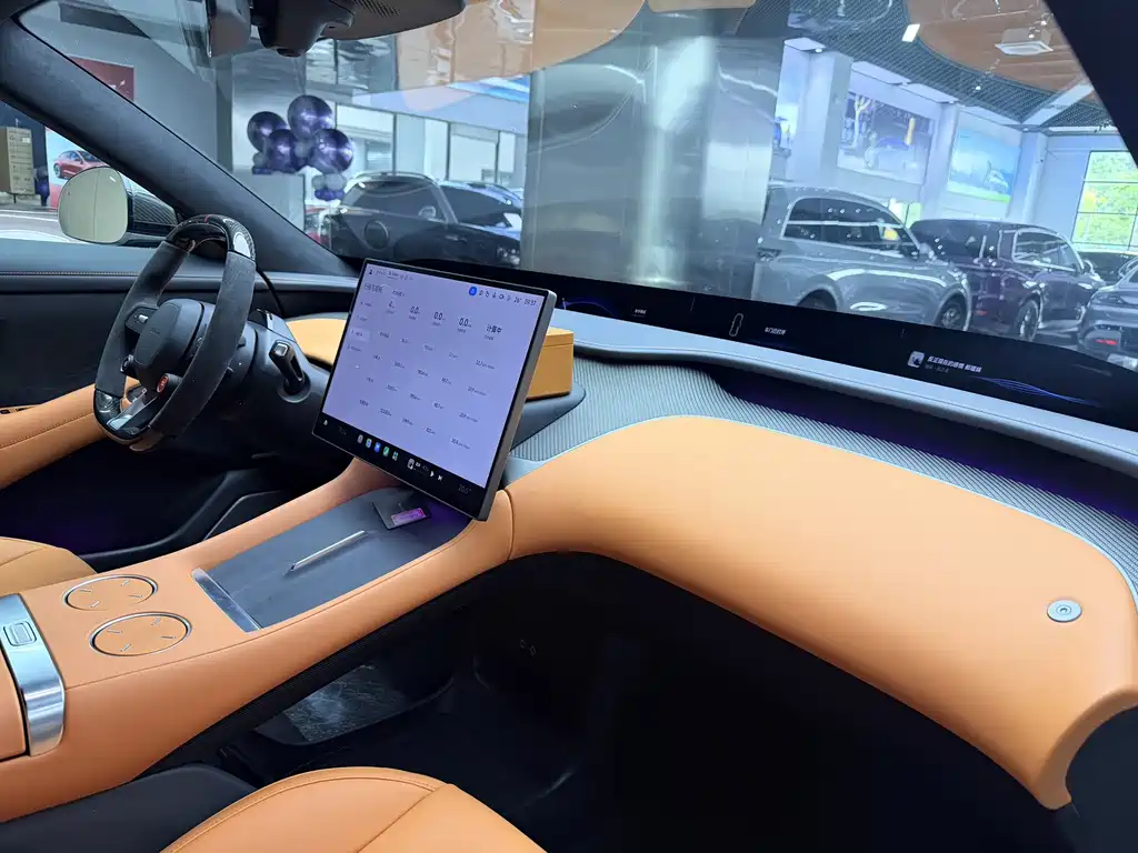 Xiaomi YU7 2025 — фото 12