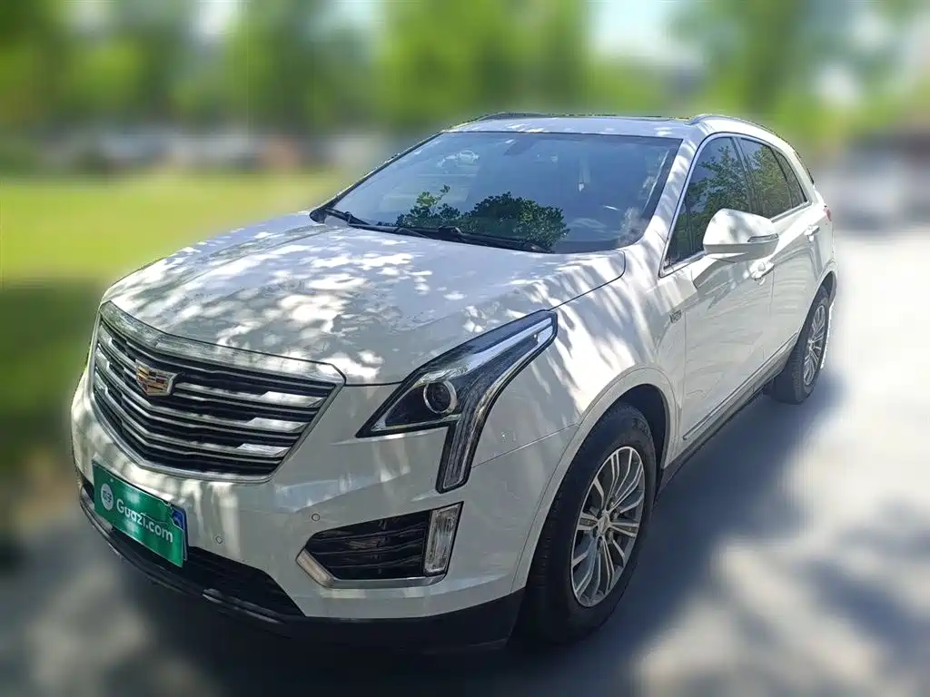Cadillac XT5 2019 — фото 1
