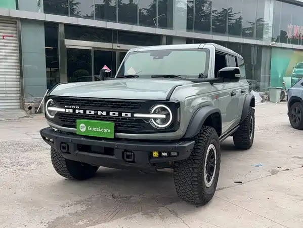 Ford Bronco 2024