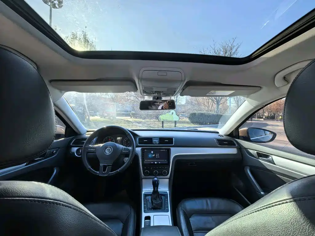 Volkswagen Passat 2014