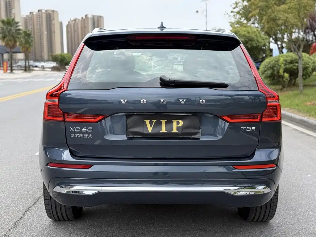 Volvo XC60 PHEV 2024 — фото 4