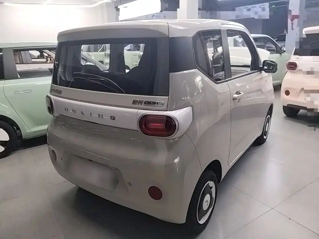 Wuling Hongguang MINIEV 2025