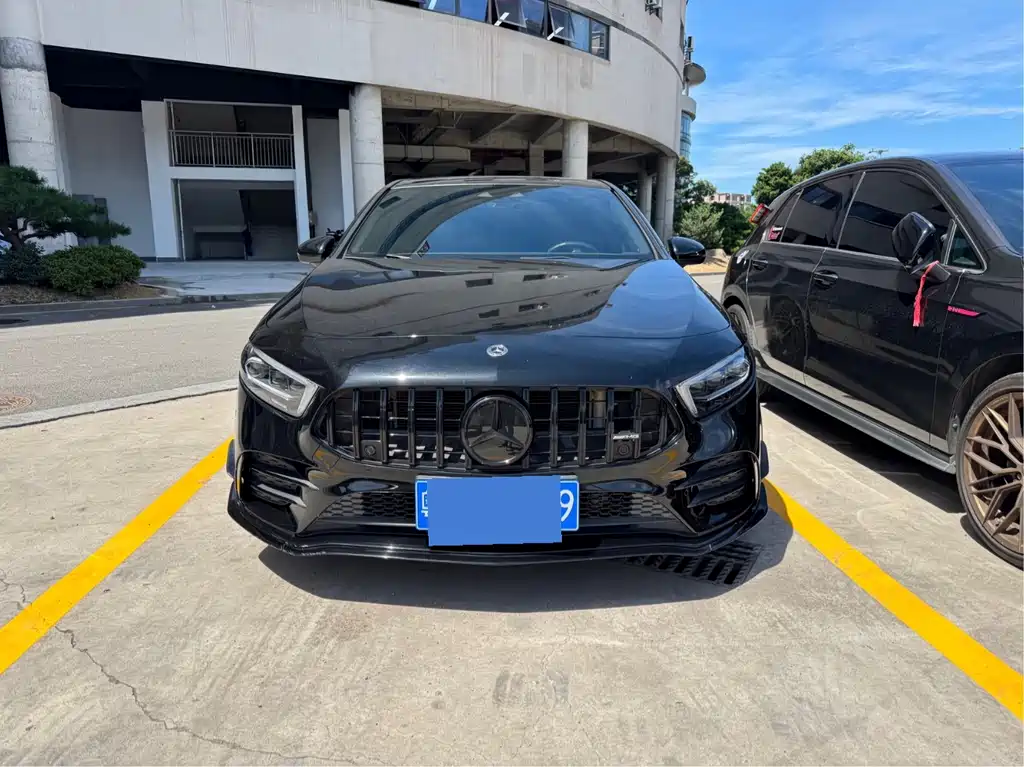 Mercedes-Benz A-Class AMG 2021