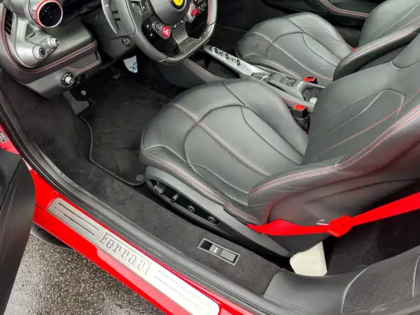 Ferrari F8 2020