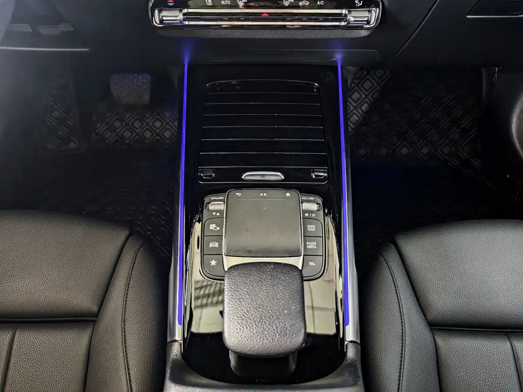 Mercedes-Benz GLB 2020 — фото 10