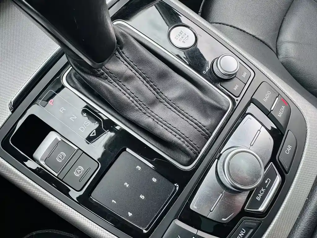 Audi A6L 2017 — фото 19