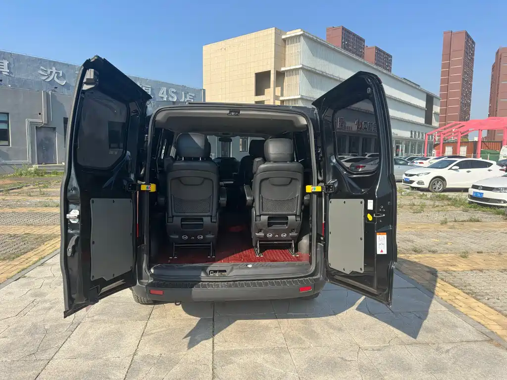Ford Transit 2020 — фото 15