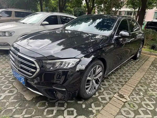 Mercedes-Benz E-Class 2025
