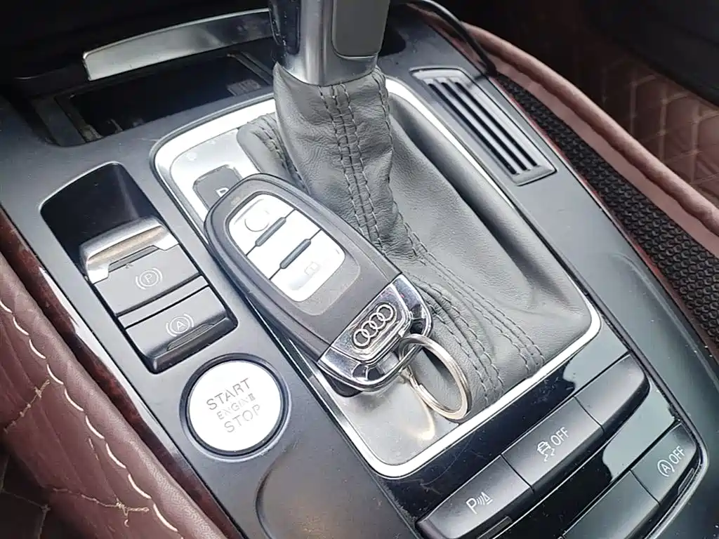 Audi A4L 2016 — фото 15