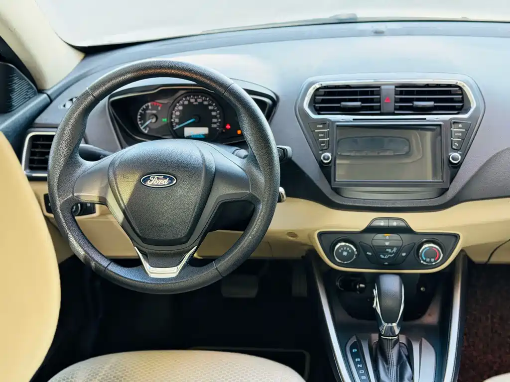 Ford Escort 2016