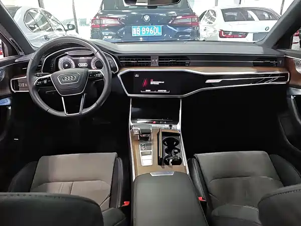 Audi A6L 2023